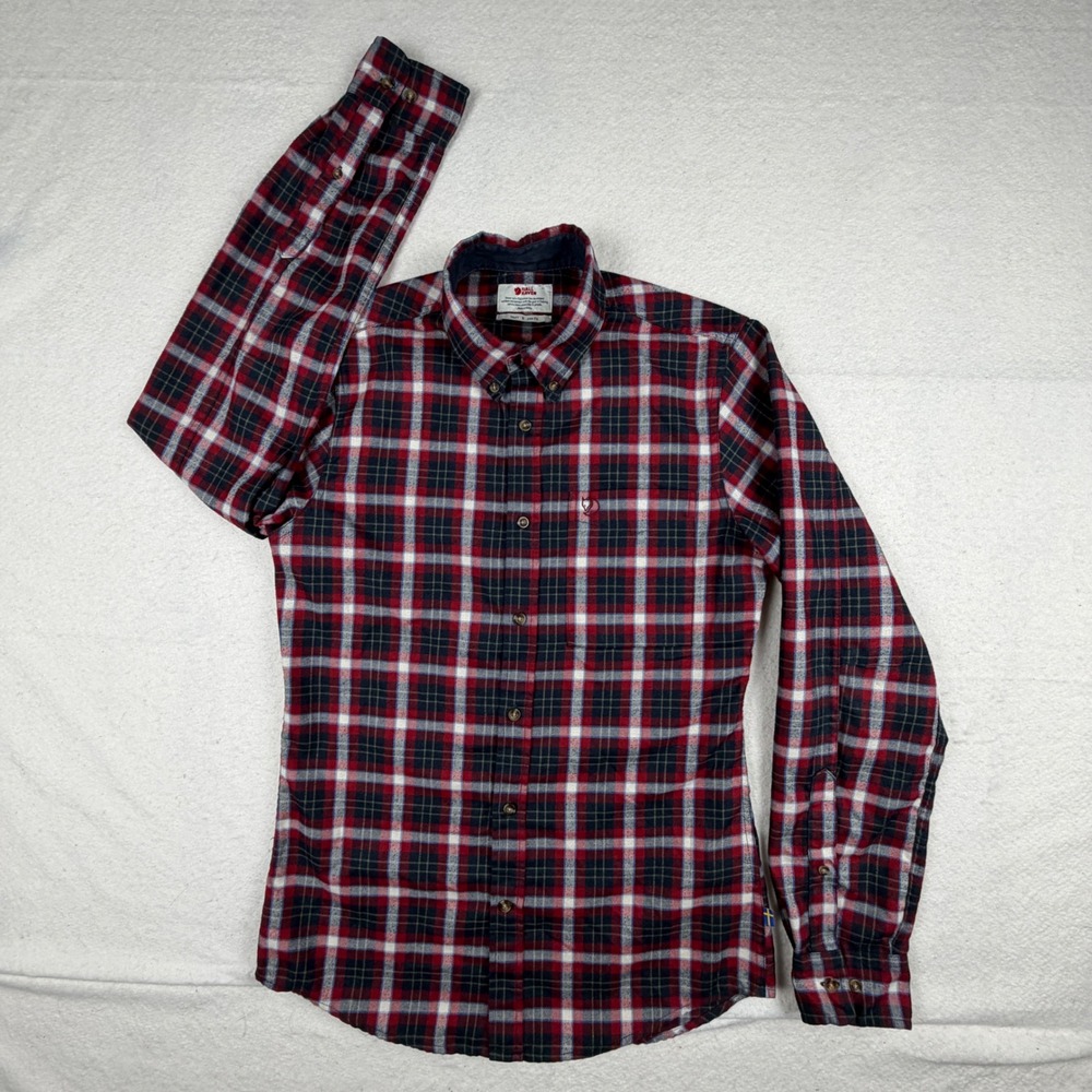 Fjallraven Ovik Flannel Shirt Mens Small Slim Fit Red Navy Plaid Button Down